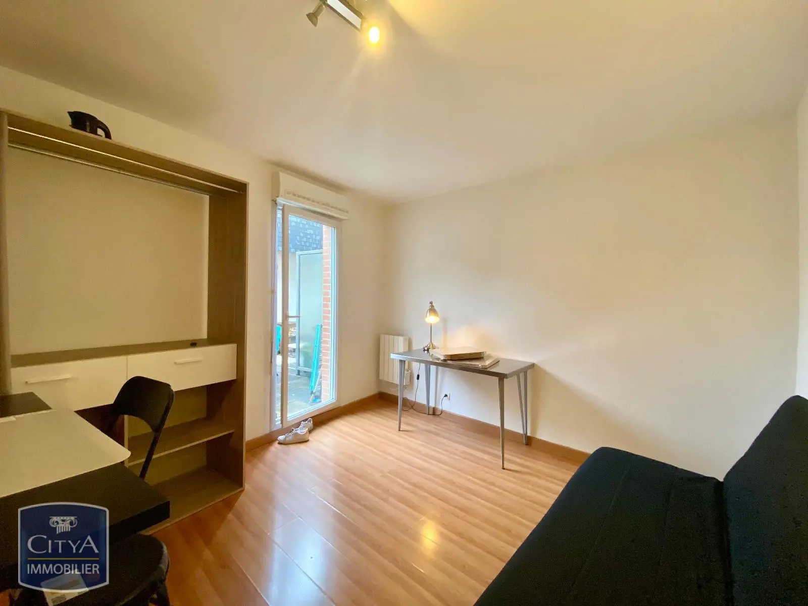 Photo 1 Appartement 1 pièce 21.42m²