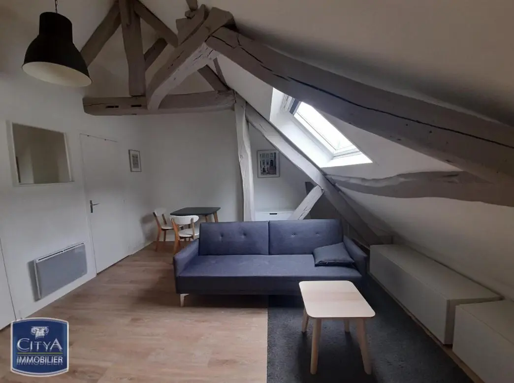 Photo 1 Appartement 1 pièce 18.83m²