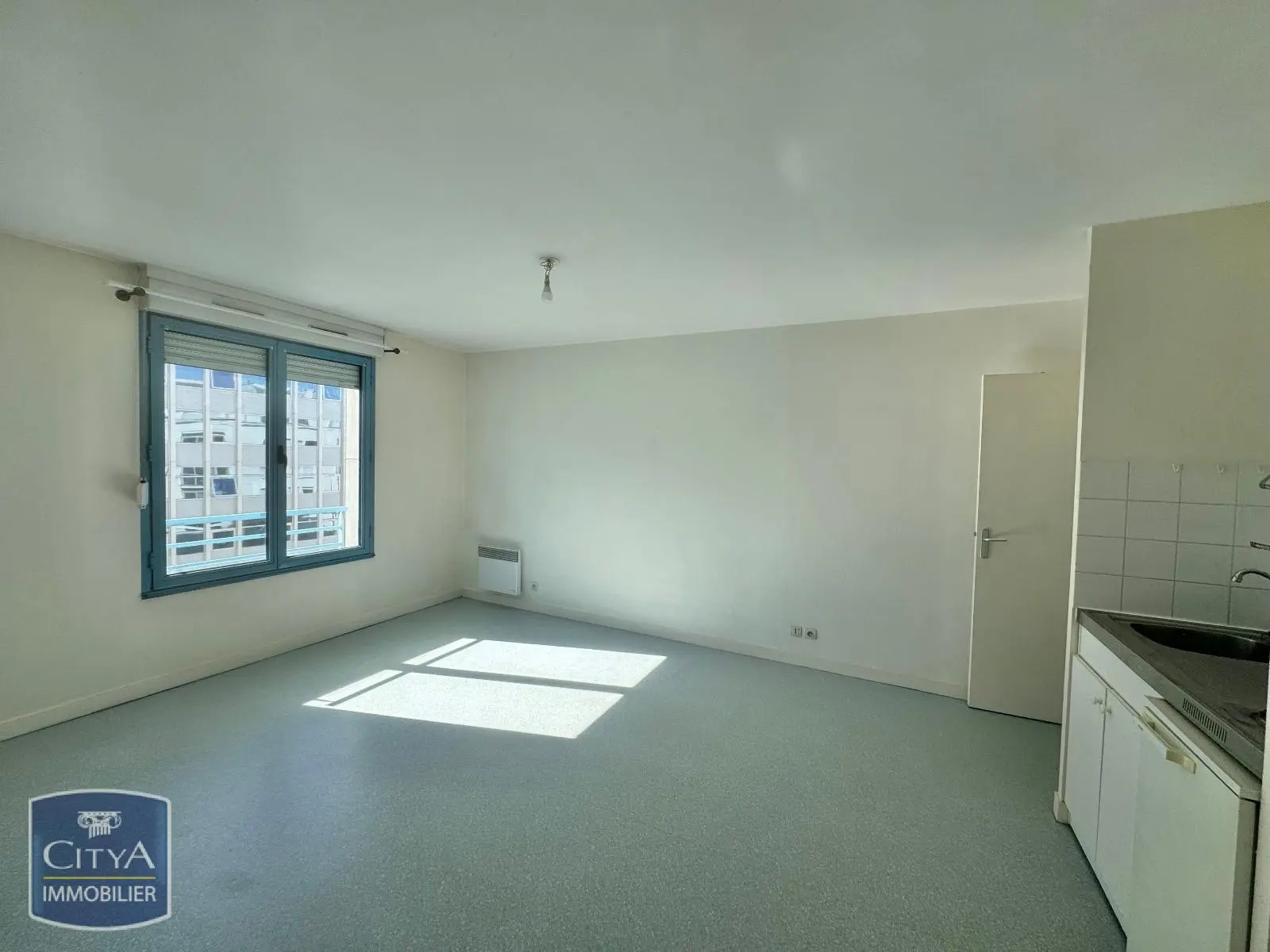 Photo 1 Appartement 1 pièce 23.25m²