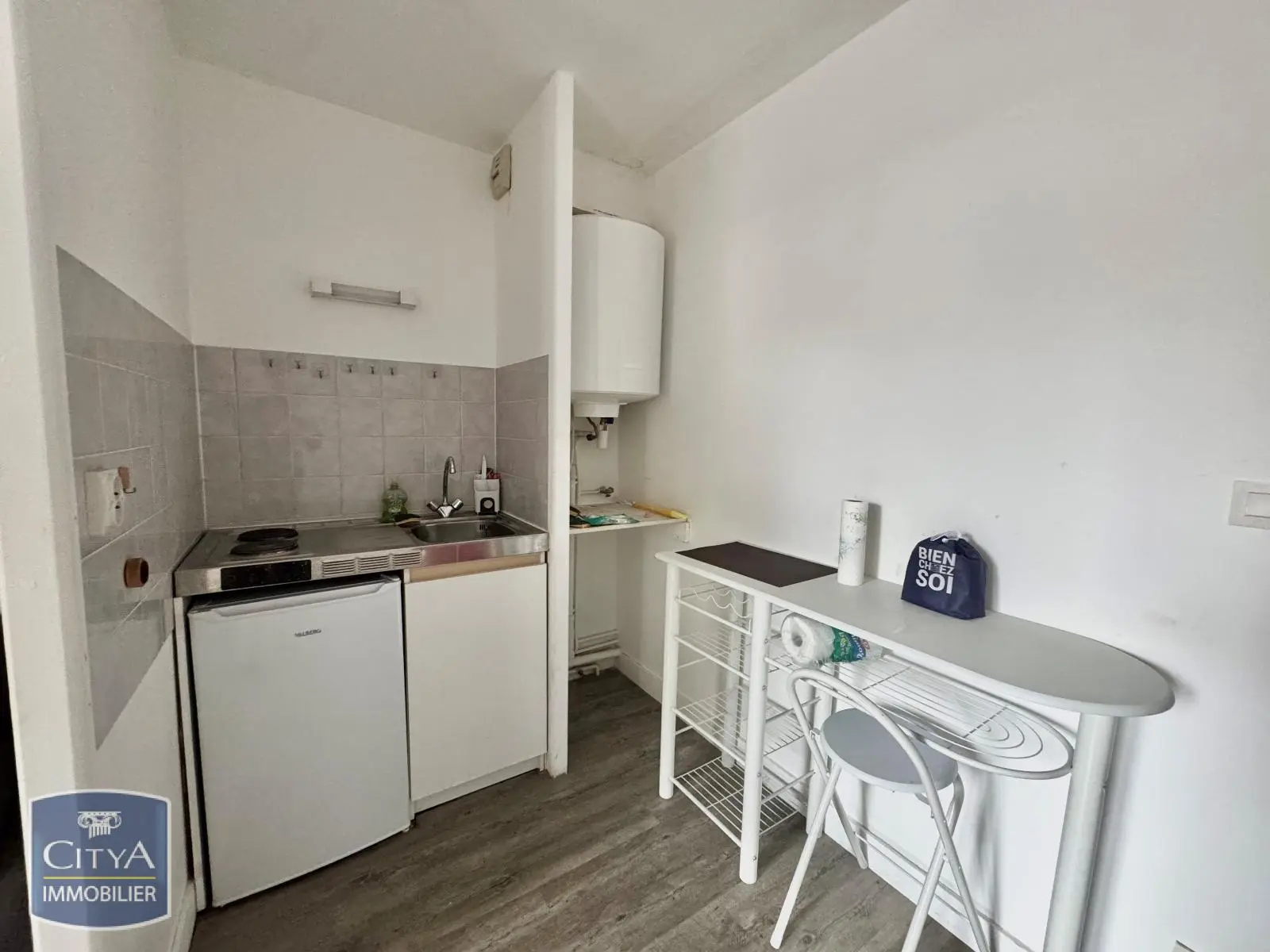 Photo 2 Appartement 1 pièce 19.6m²