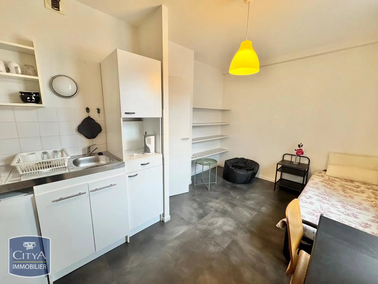 Photo 2 Appartement 1 pièce 18m²