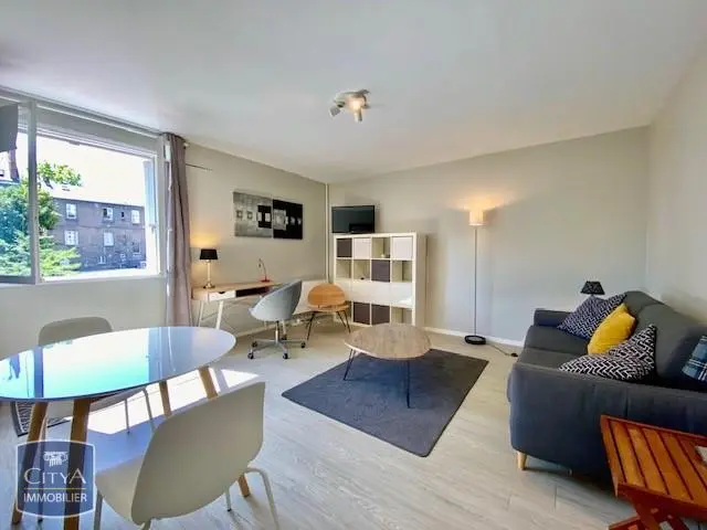 Photo 1 Appartement 1 pièce 29.45m²