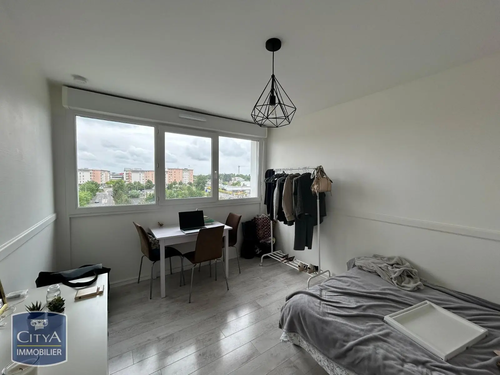 Photo 1 Appartement 1 pièce 19.8m²