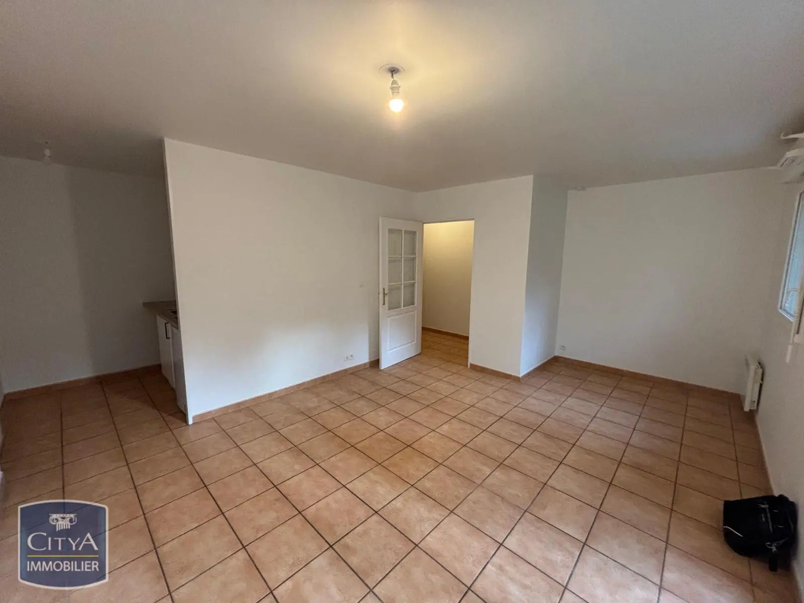 Photo 1 Appartement 1 pièce 30.11m²