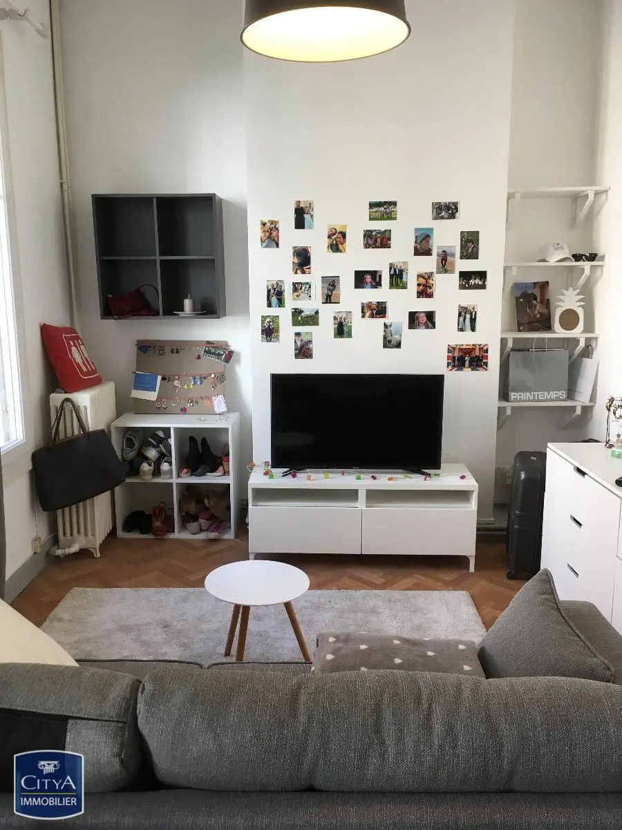 Photo 2 Appartement 1 pièce 22.5m²