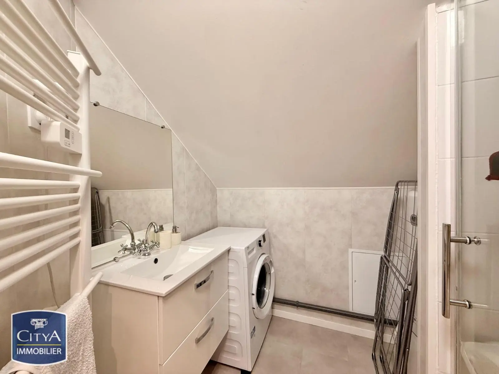 Photo 1 Appartement 4 pièces 42.27m²