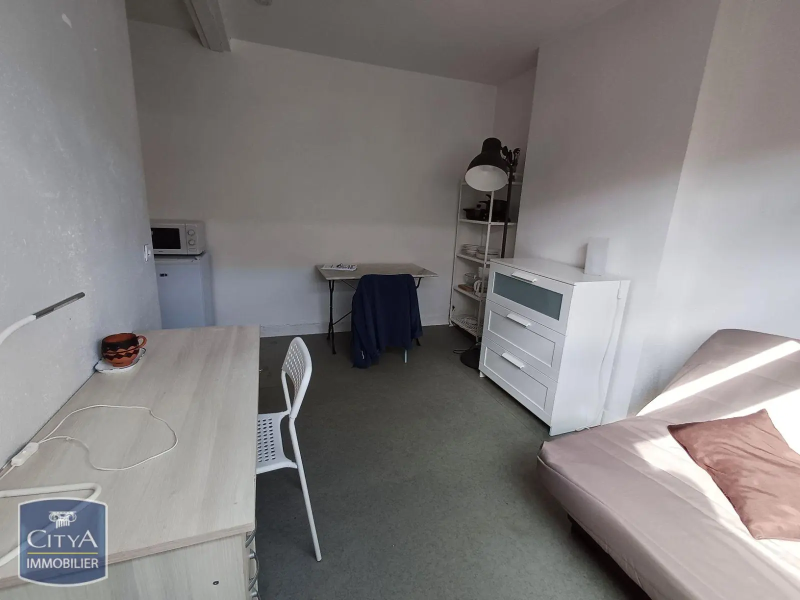 Photo 2 Appartement 1 pièce 15.39m²