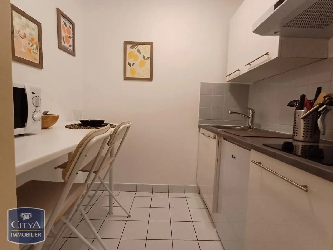 Photo 3 Appartement 1 pièce 24.83m²