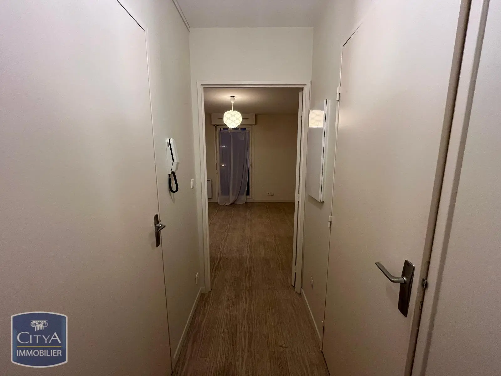 Photo 5 Appartement 1 pièce 22.39m²