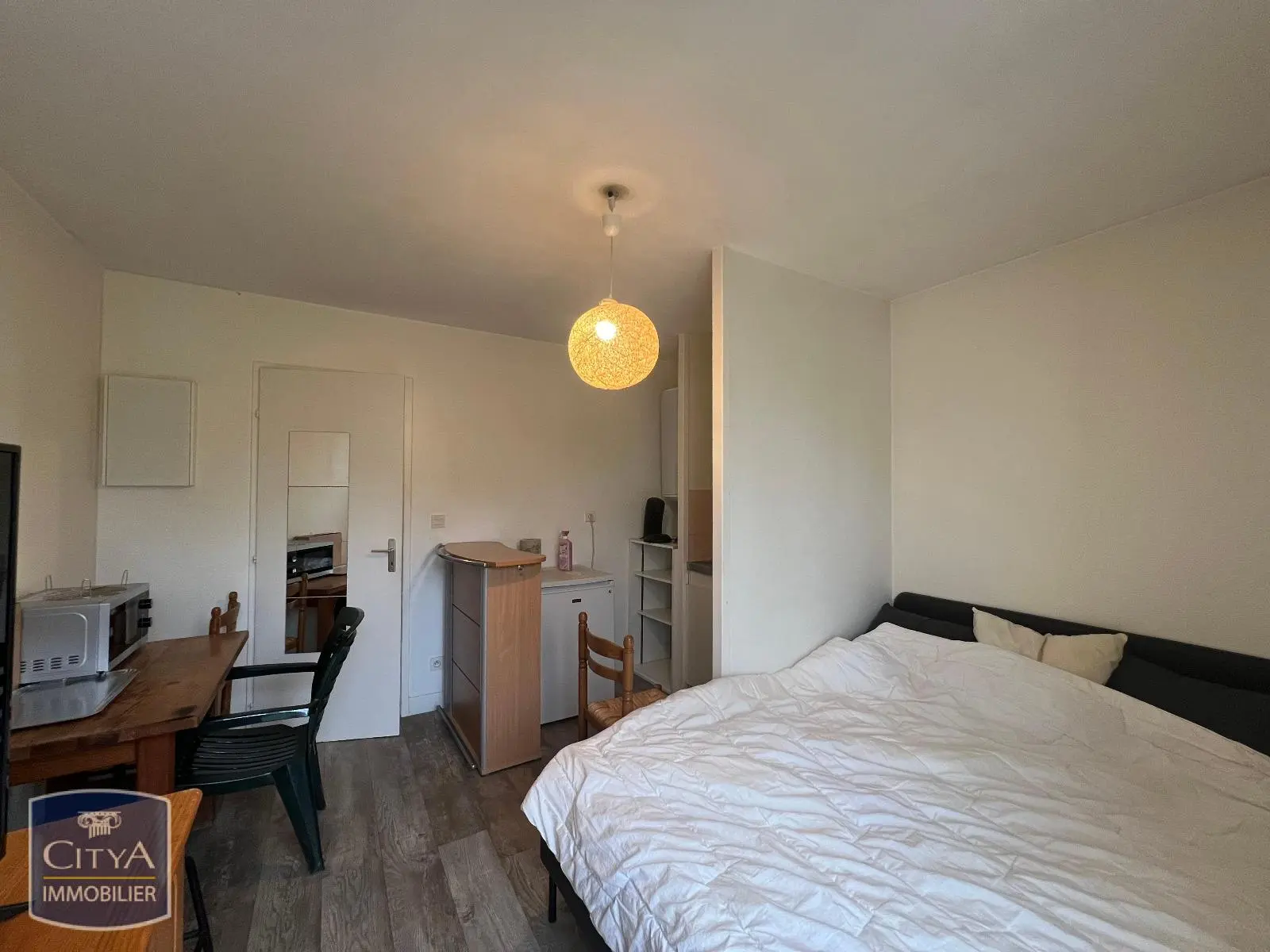 Photo 2 Appartement 1 pièce 19.06m²