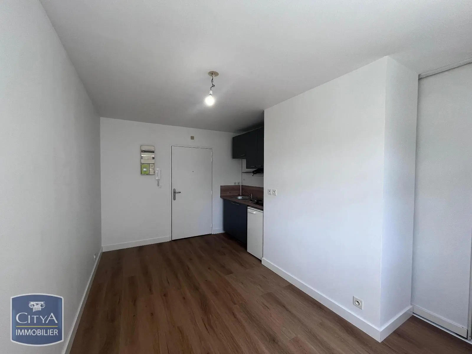 Photo 2 Appartement 2 pièces 27.02m²