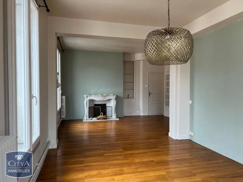 Photo 1 Appartement 3 pièces 102.25m²