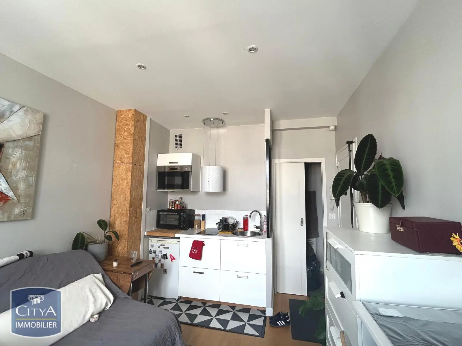 Photo 2 Appartement 1 pièce 14m²