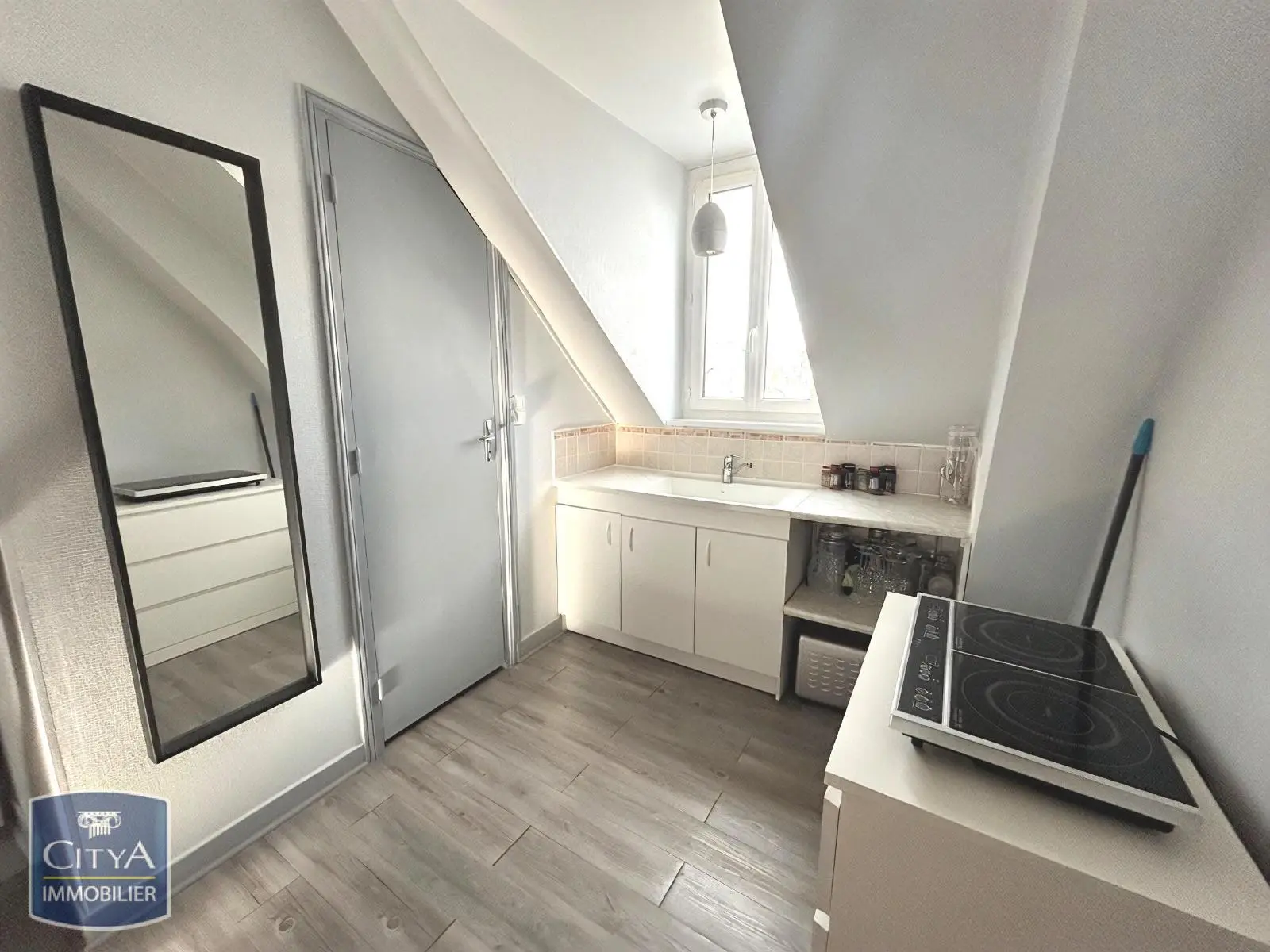 Photo 2 Appartement 2 pièces 28m²