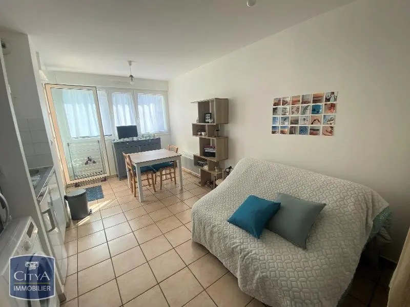 Photo 1 Appartement 1 pièce 21.56m²
