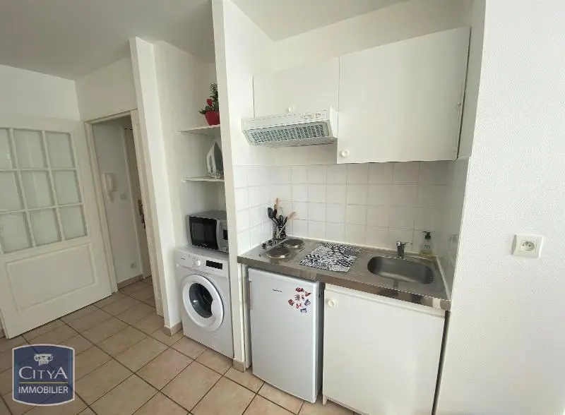 Photo 3 Appartement 1 pièce 21.56m²