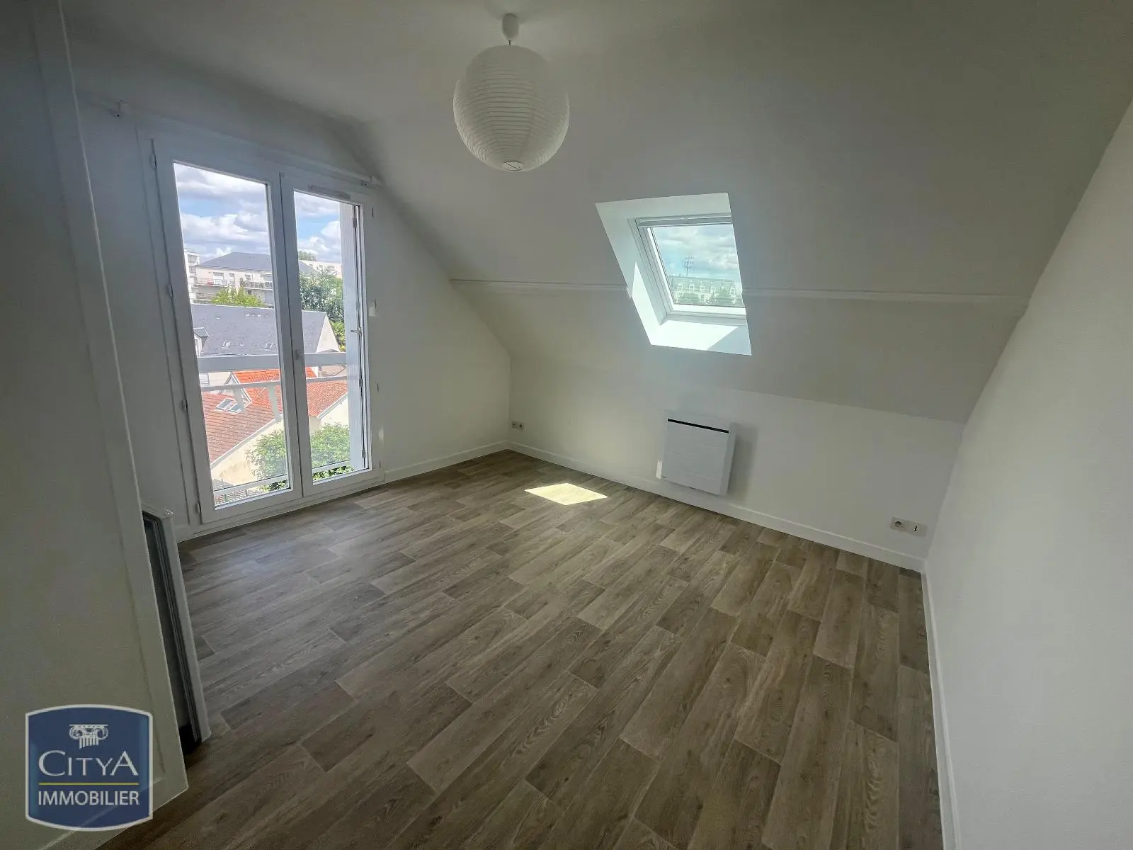 Photo 2 Appartement 1 pièce 15.71m²