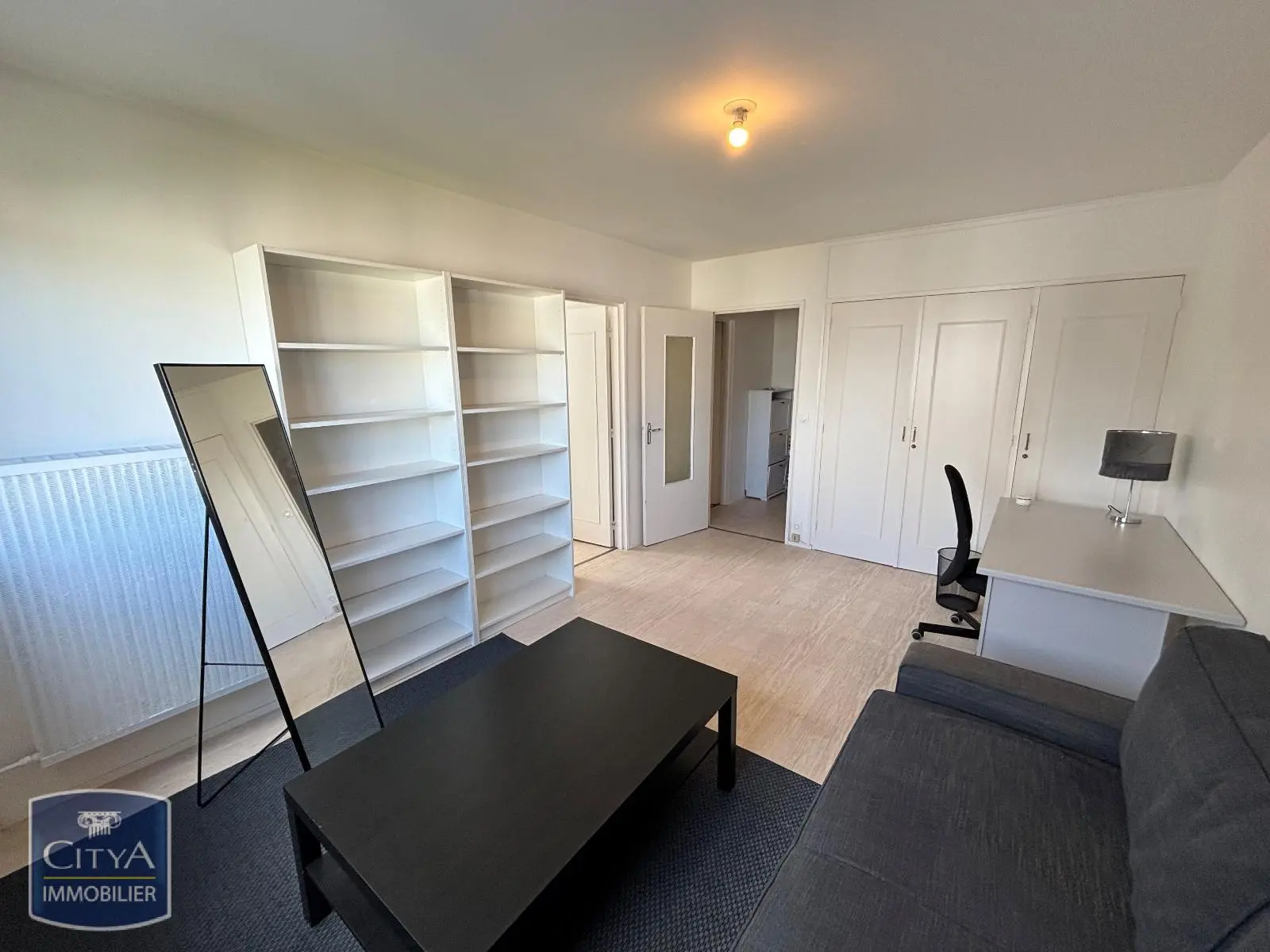 Photo 2 Appartement 1 pièce 33.3m²
