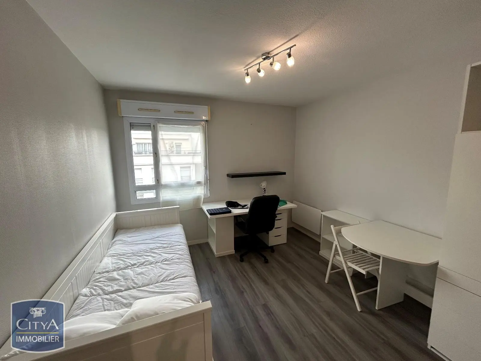 Photo 1 Appartement 1 pièce 17.81m²