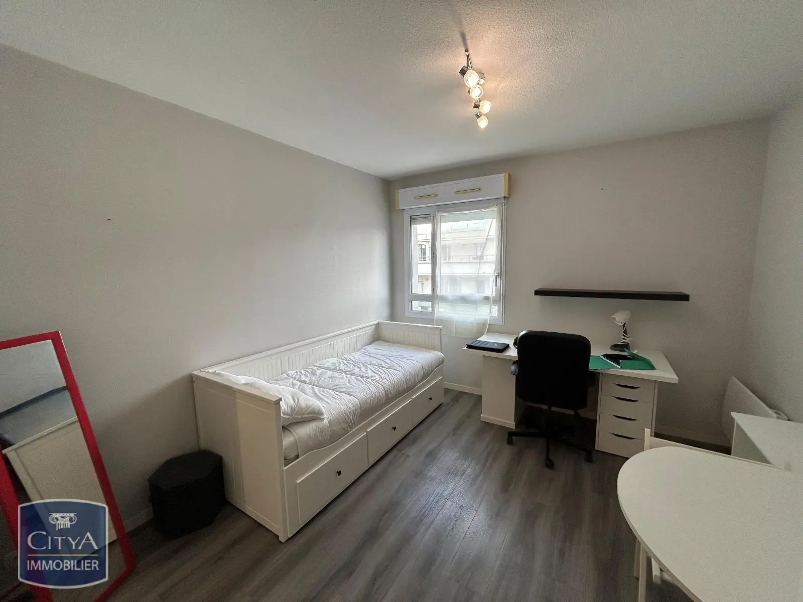 Photo 2 appartement Tours