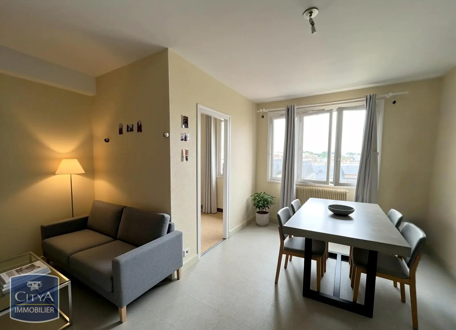 Photo 1 Appartement 1 pièce 24m²