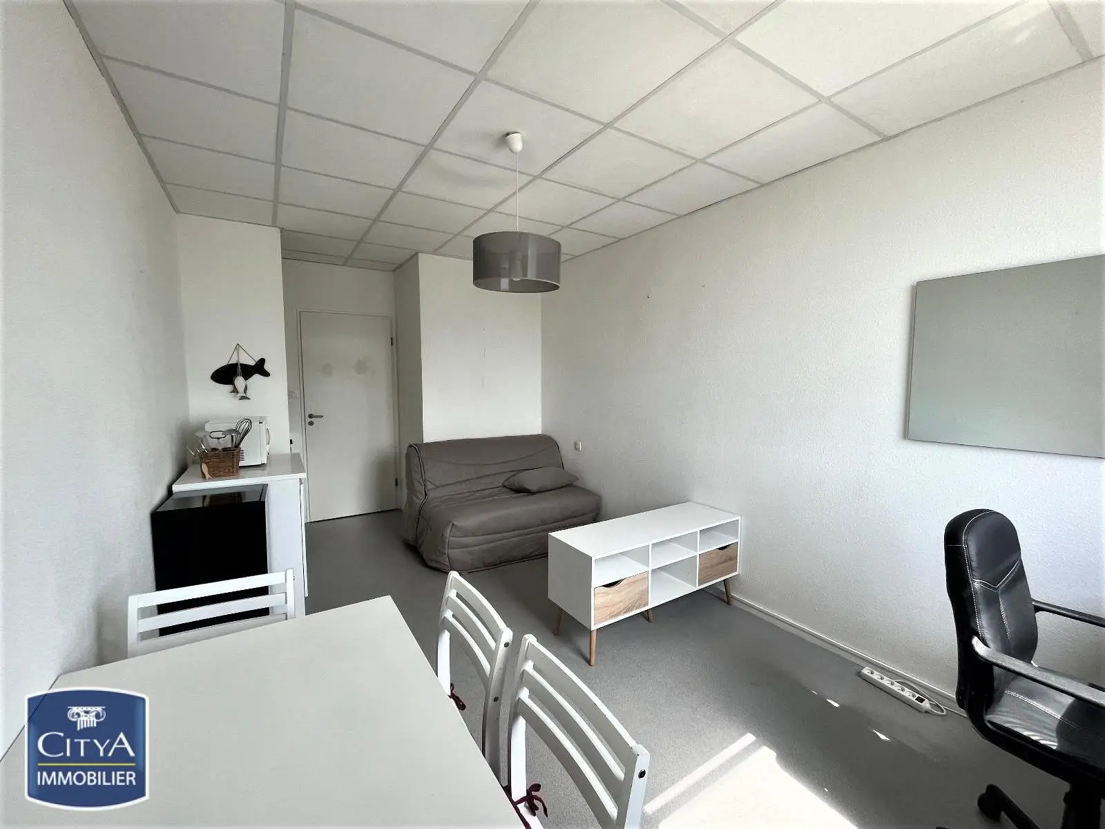 Photo 1 Appartement 1 pièce 21m²