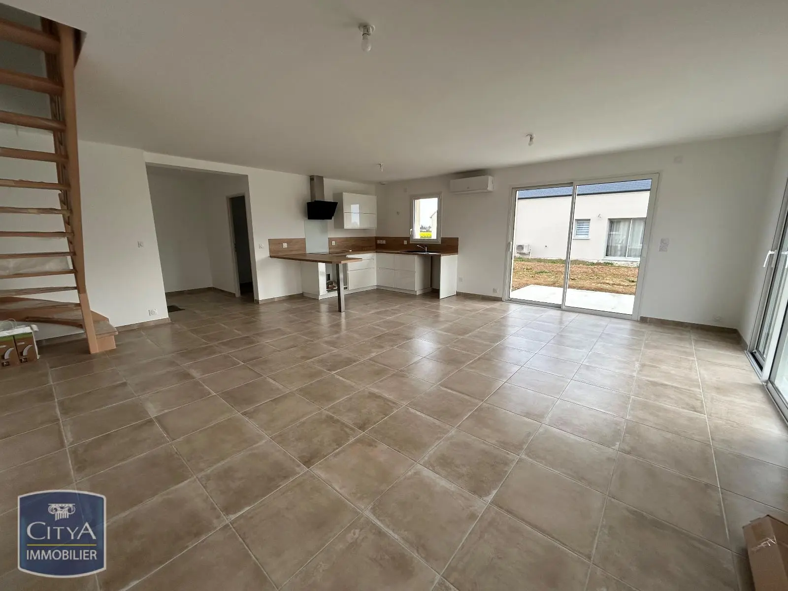 Photo 1 Maison 4 pièces 103.89m²