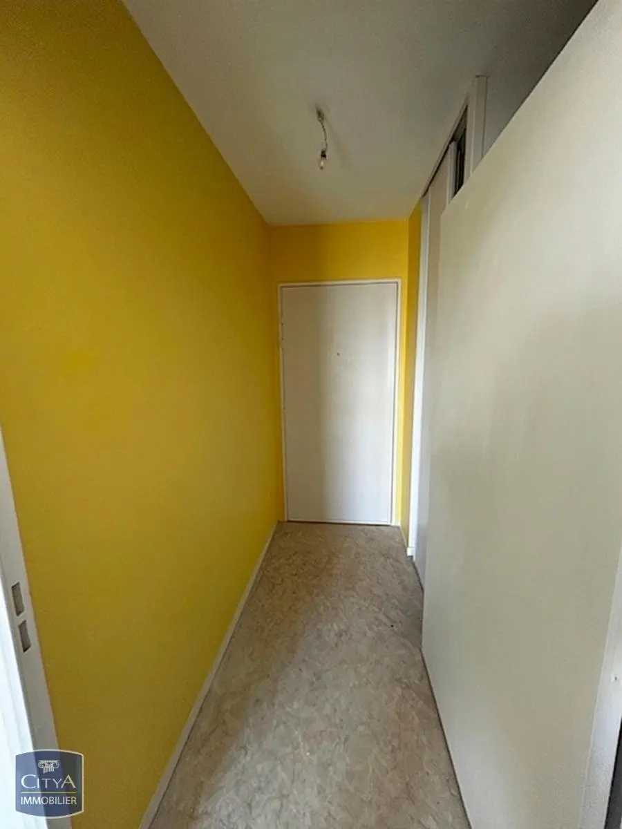 Photo 3 Appartement 1 pièce 18.17m²