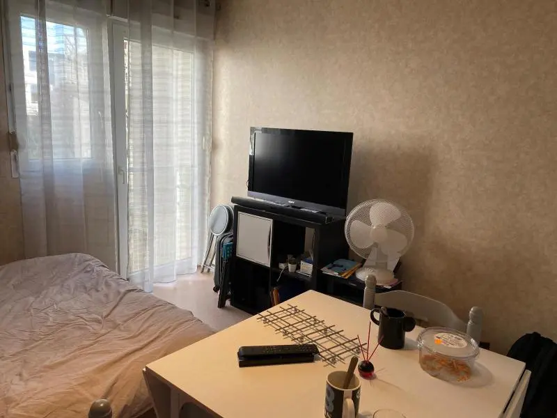 Photo 2 Appartement 1 pièce 19.58m²