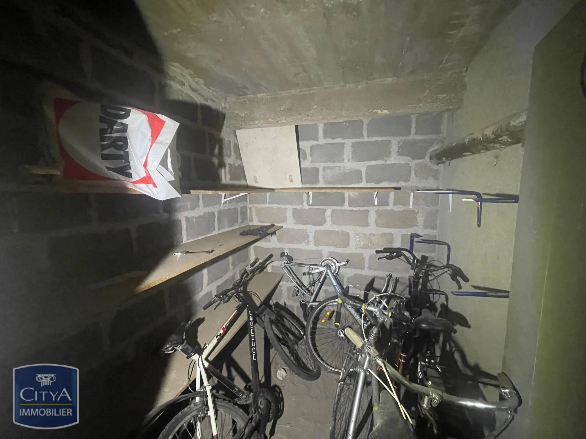 Photo 1 Appartement 1 pièce 4.52m²