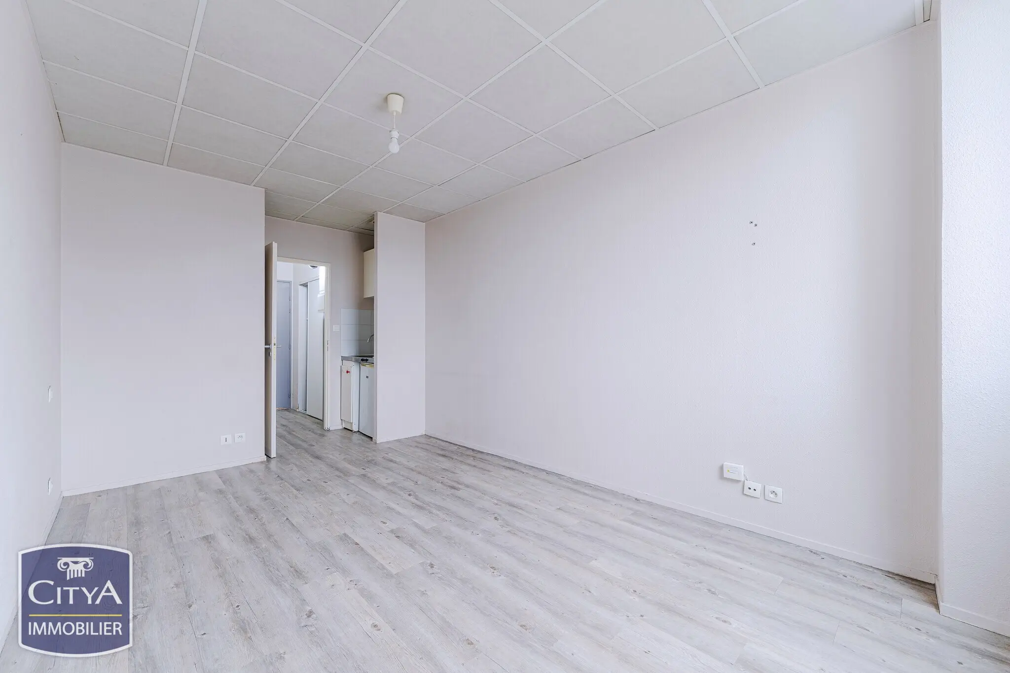 Photo 2 Appartement 1 pièce 20.7m²