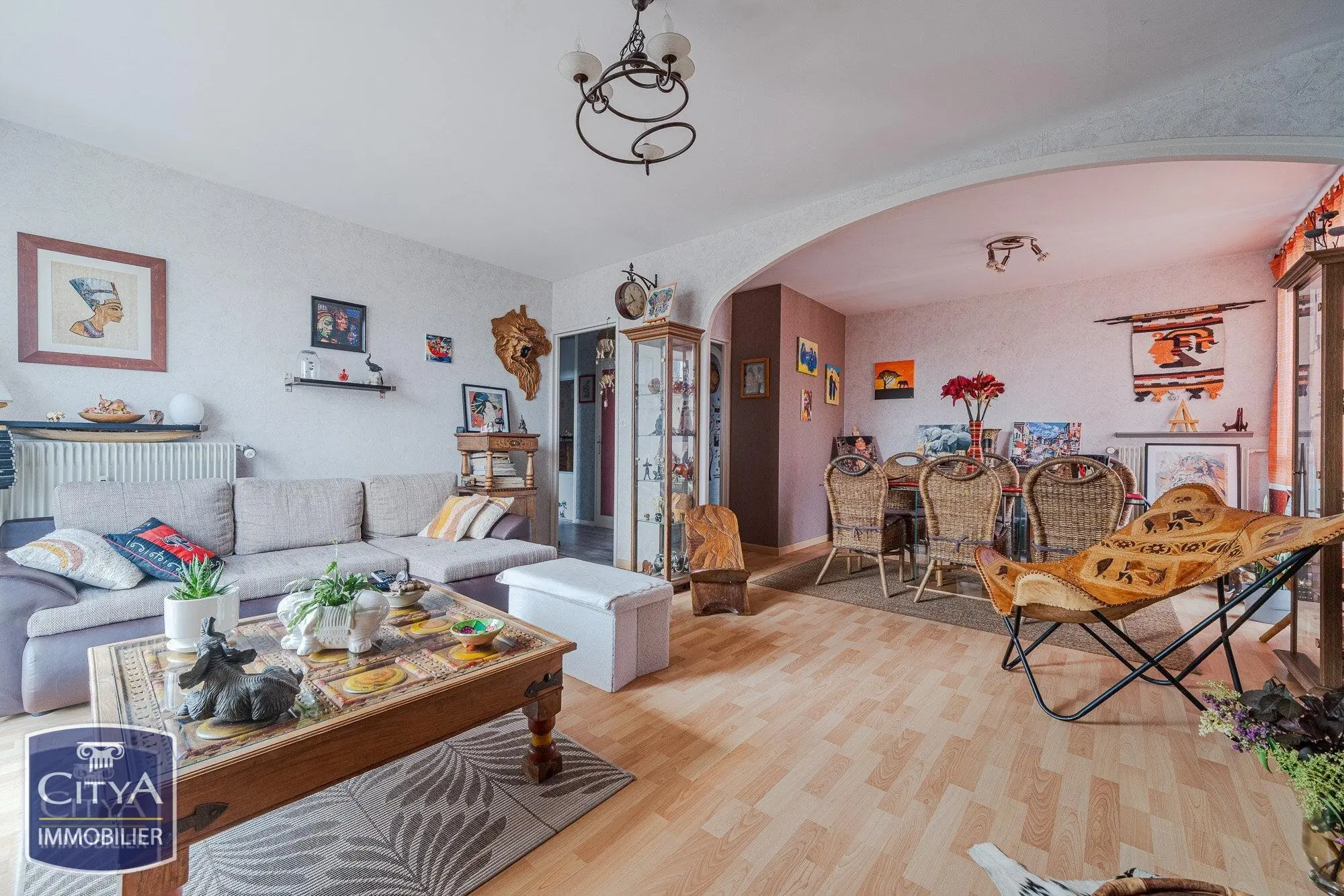 Photo 2 Appartement 3 pièces 77m²