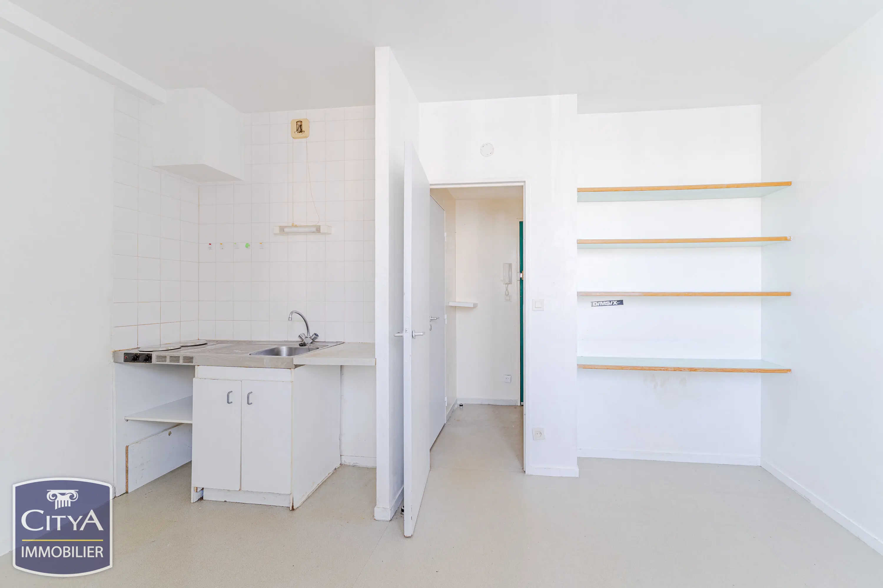 Photo 4 Appartement 1 pièce 17.78m²