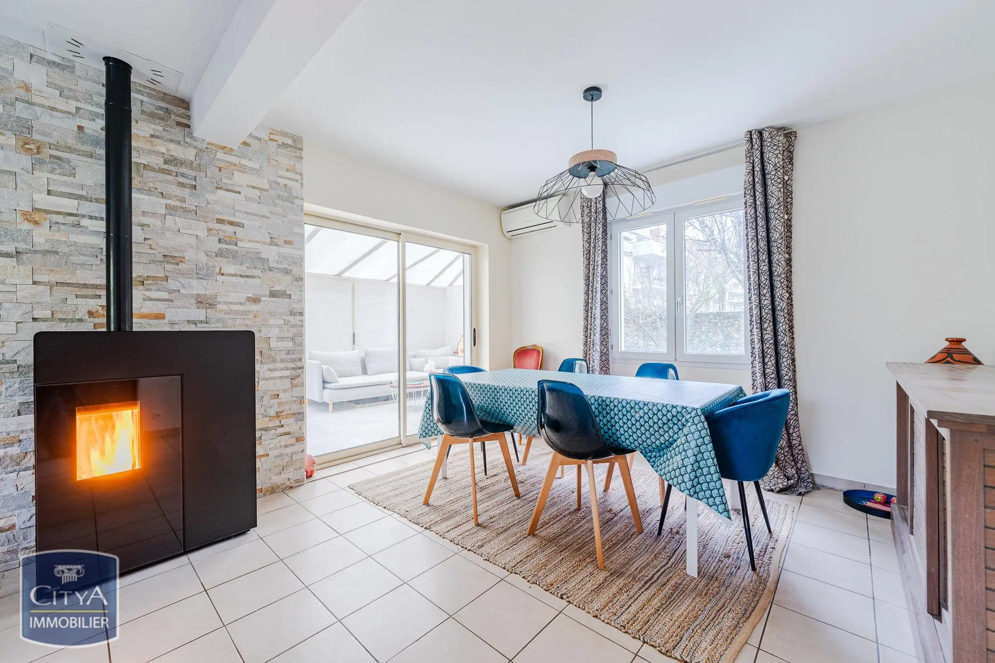 Photo 5 Maison 6 pièces 132m²