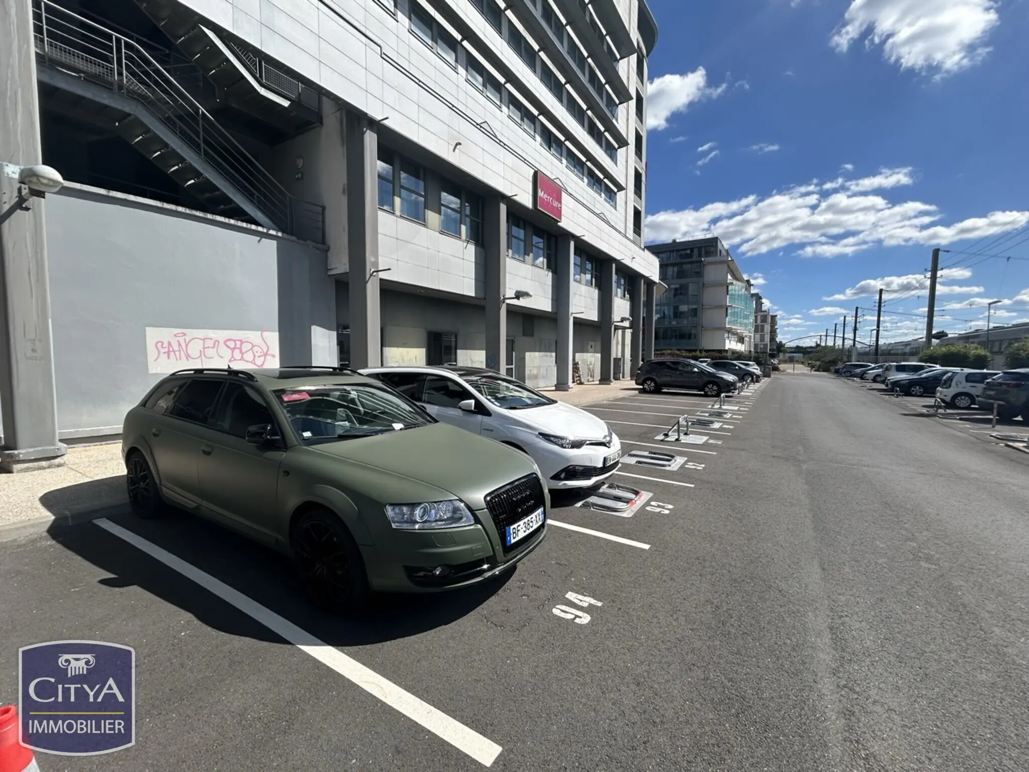 Photo 5 Parking 15m²