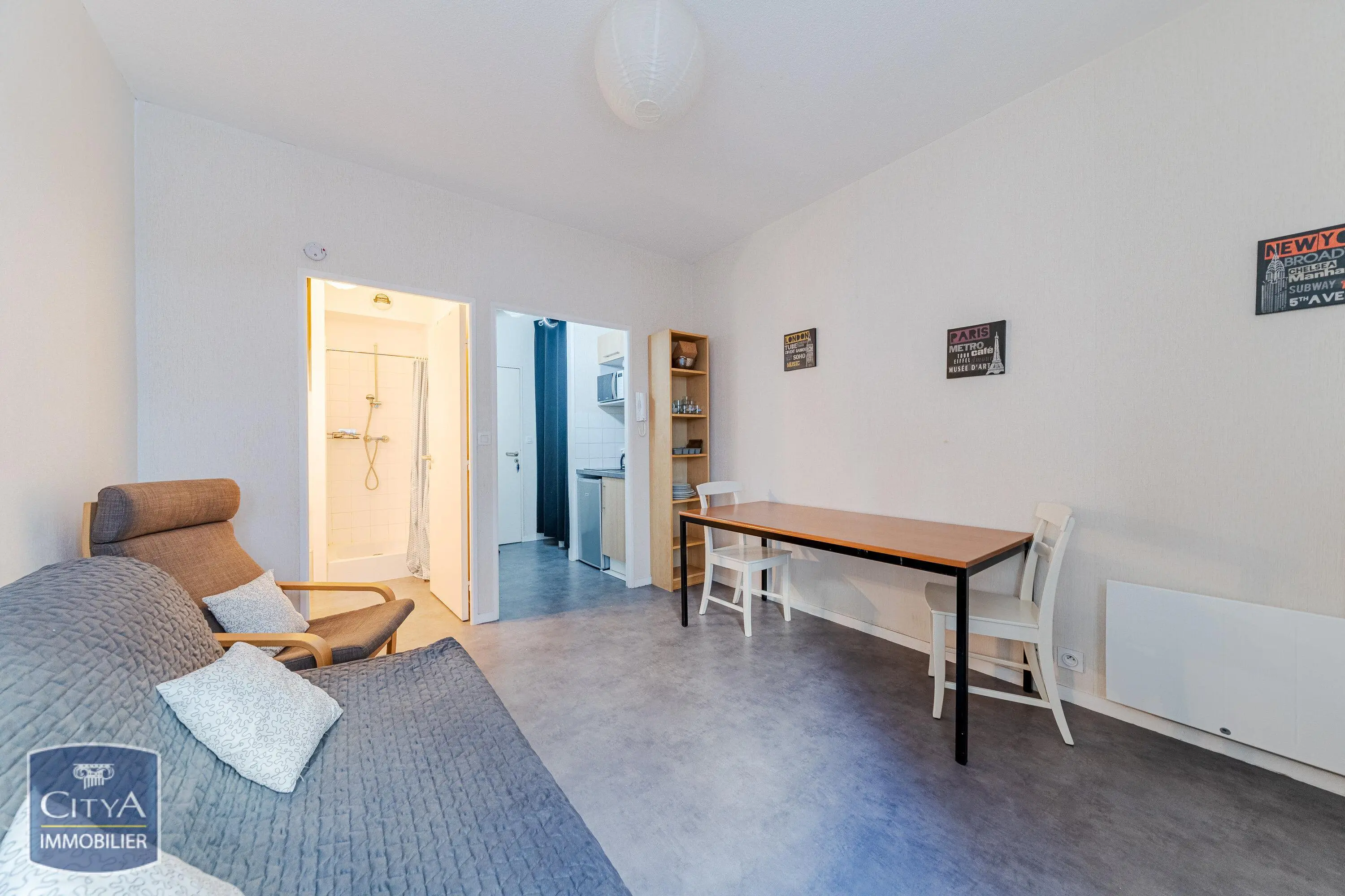 Photo 1 Appartement 1 pièce 18.2m²