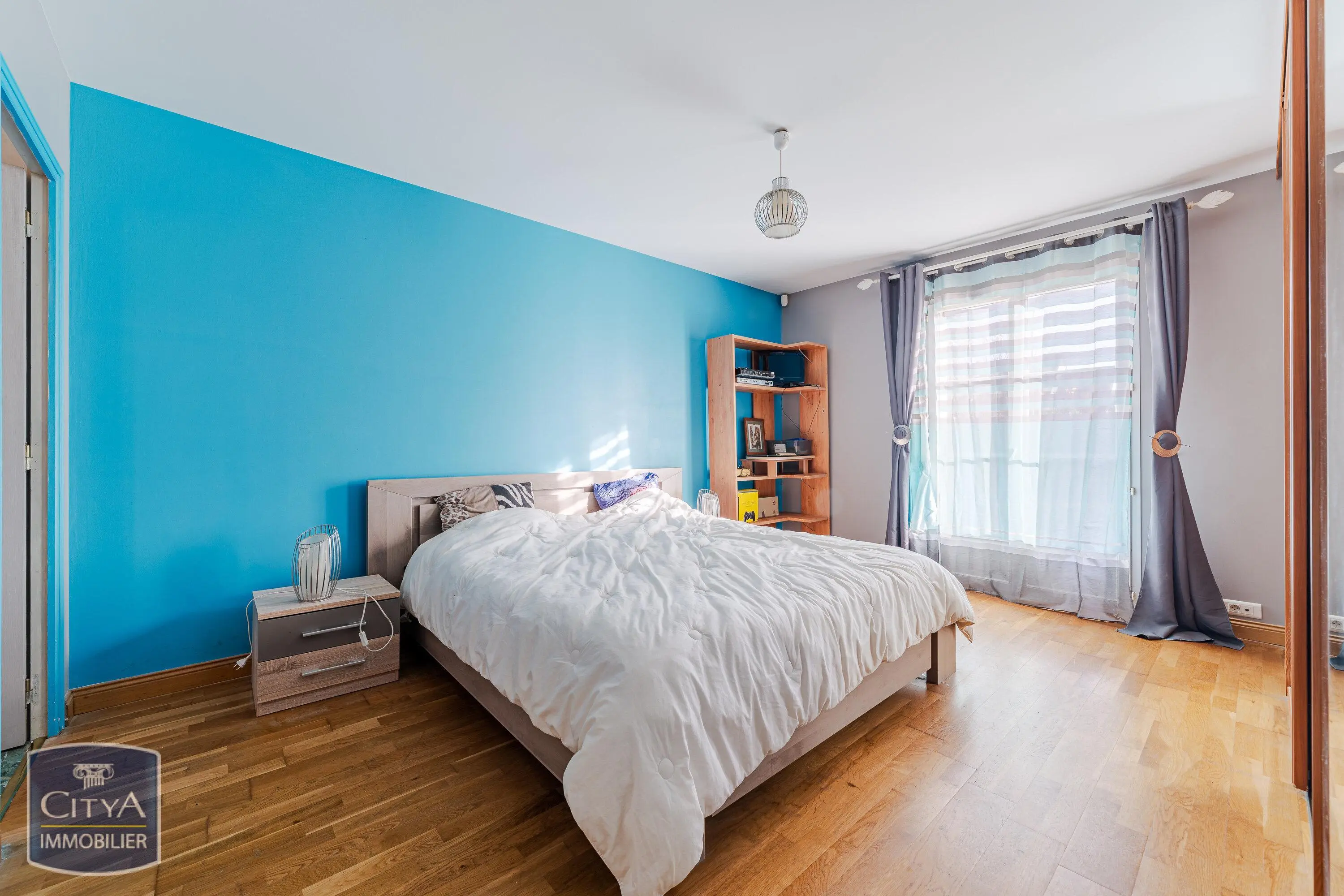 Photo 8 Maison 6 pièces 250m²