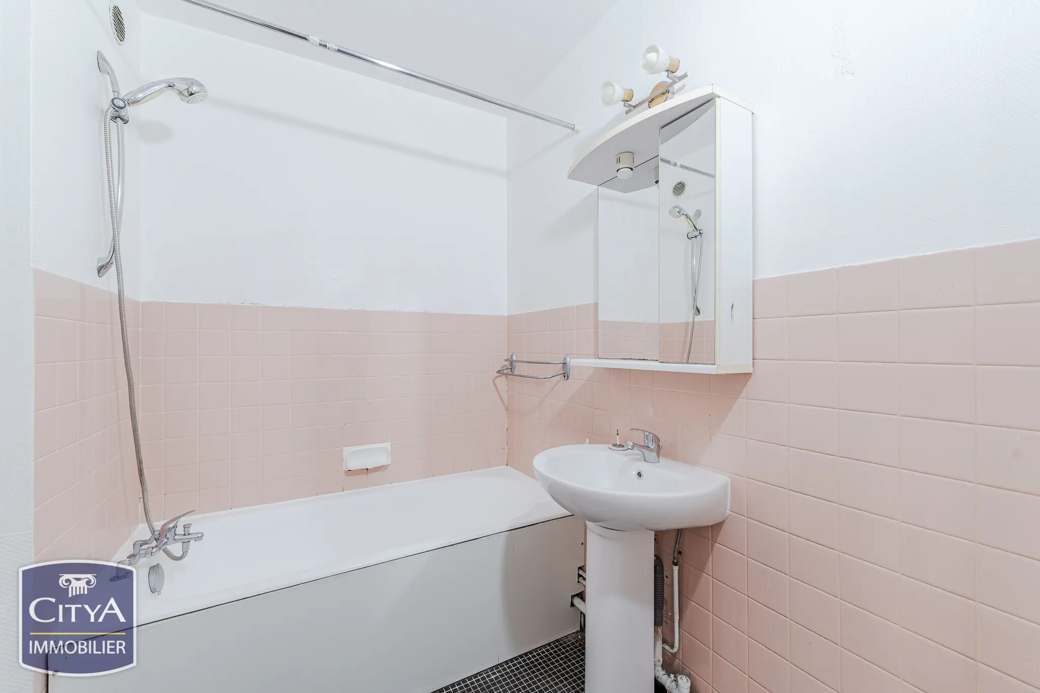 Photo 5 Appartement 1 pièce 26.89m²