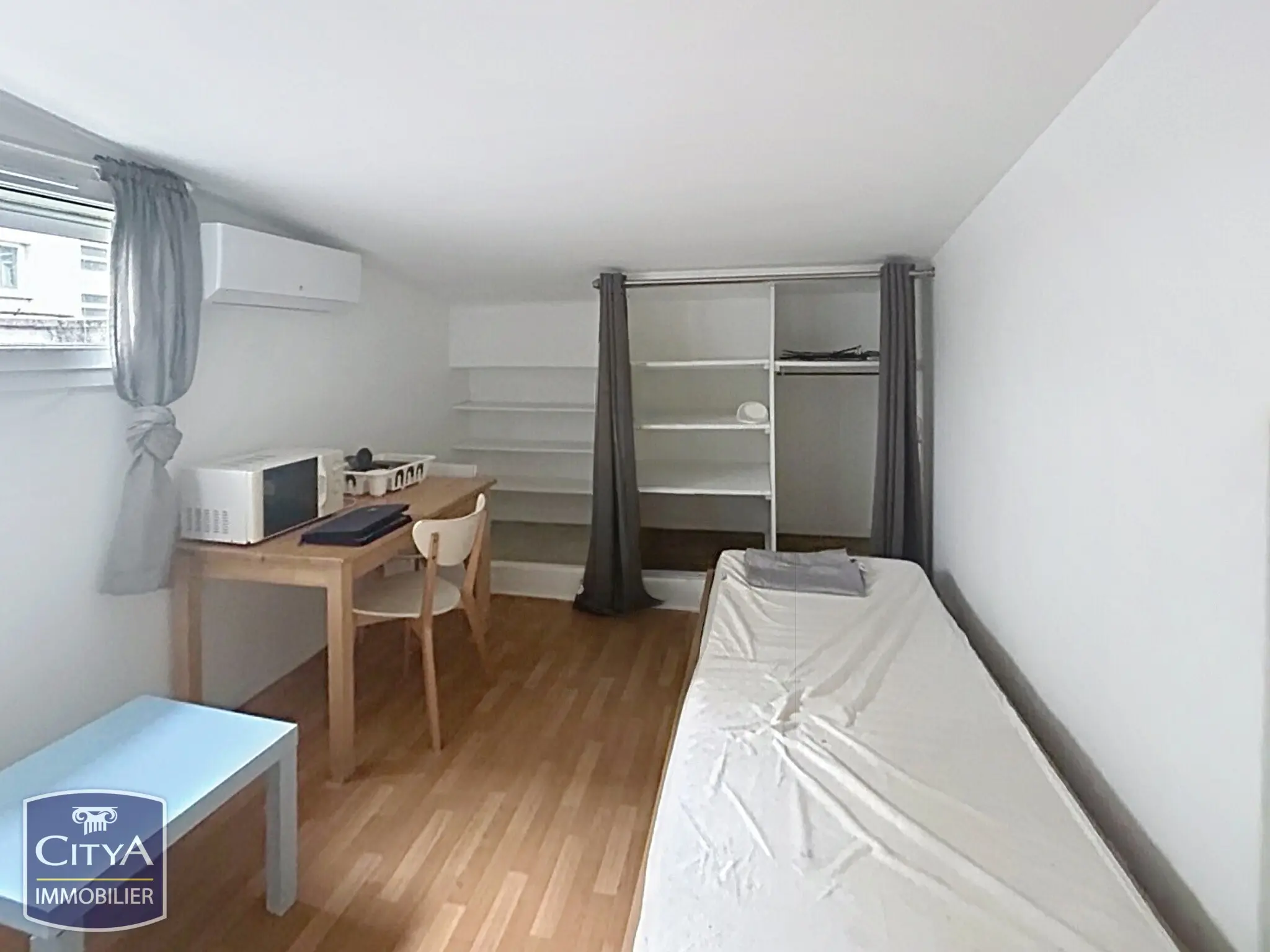 Photo 1 Appartement 1 pièce 13.6m²