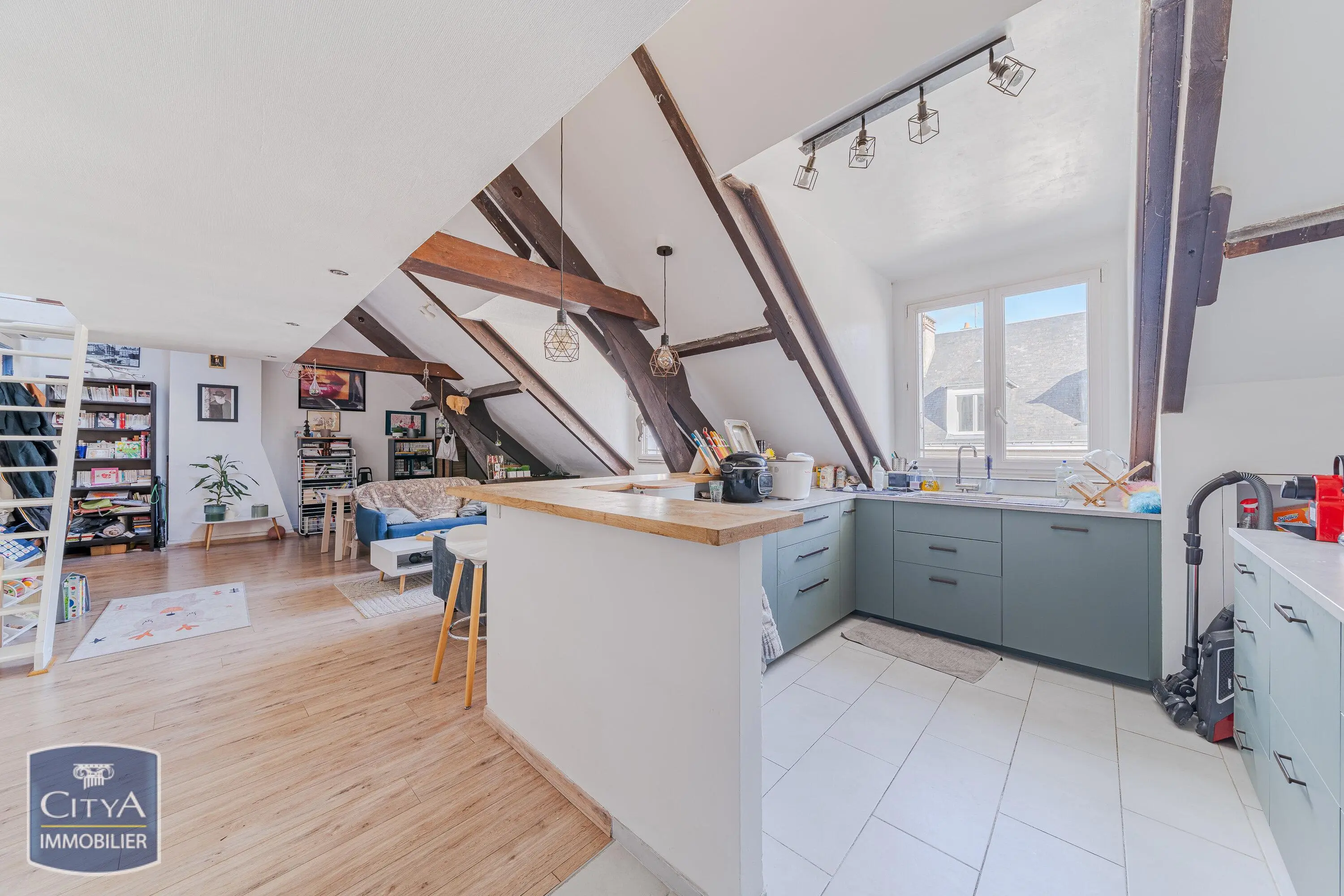 Photo 1 Appartement 4 pièces 90m²