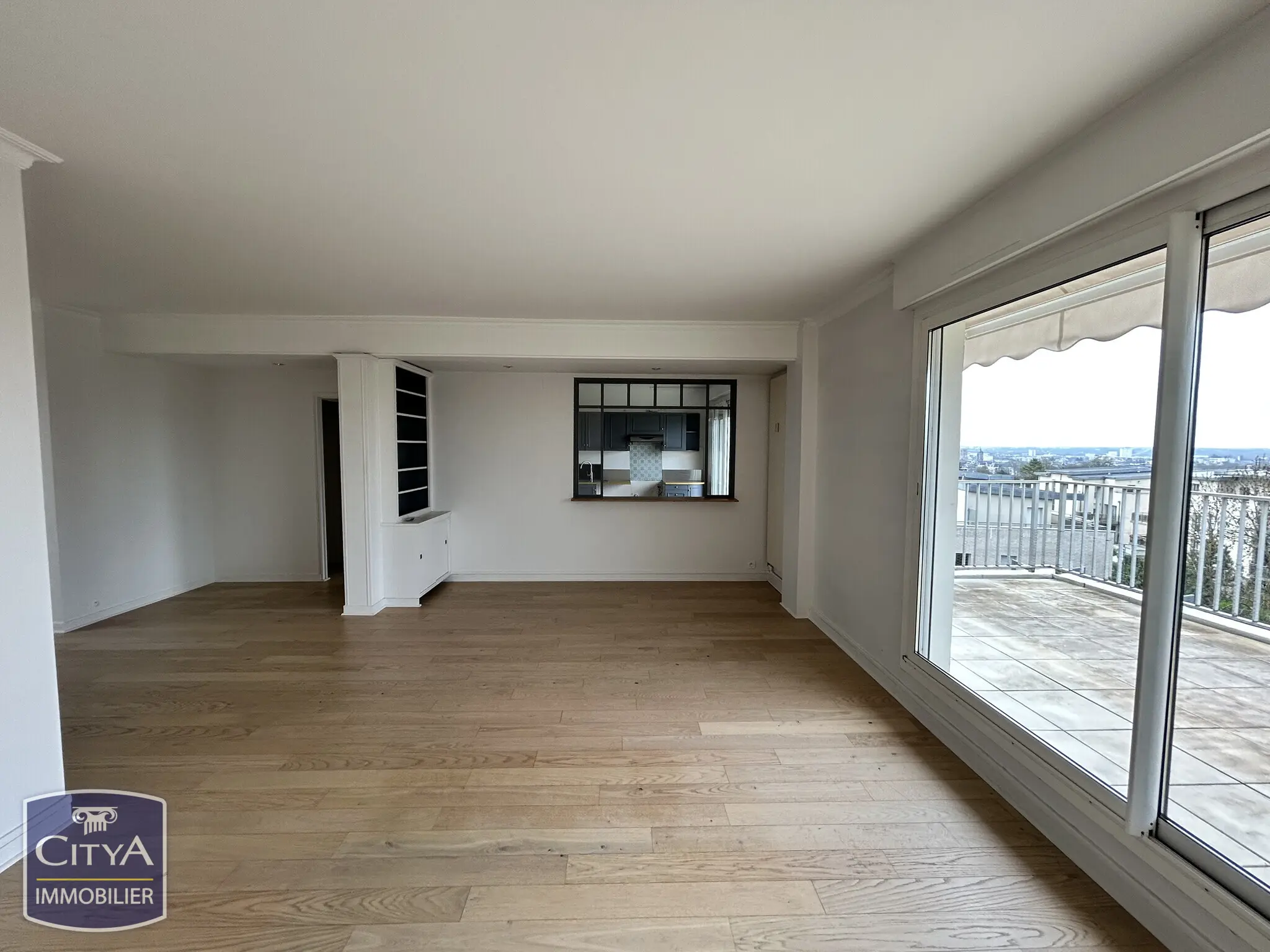 Photo 2 Appartement 5 pièces 144.91m²