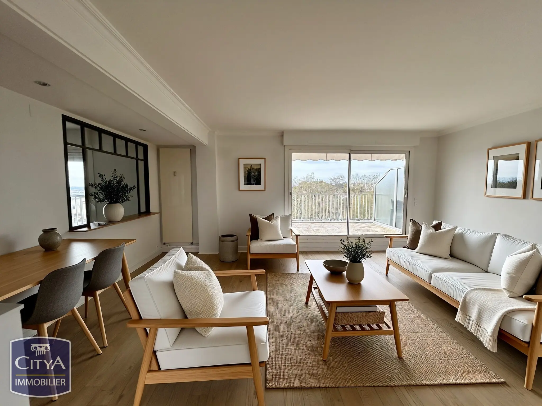 Photo 1 Appartement 5 pièces 144.91m²