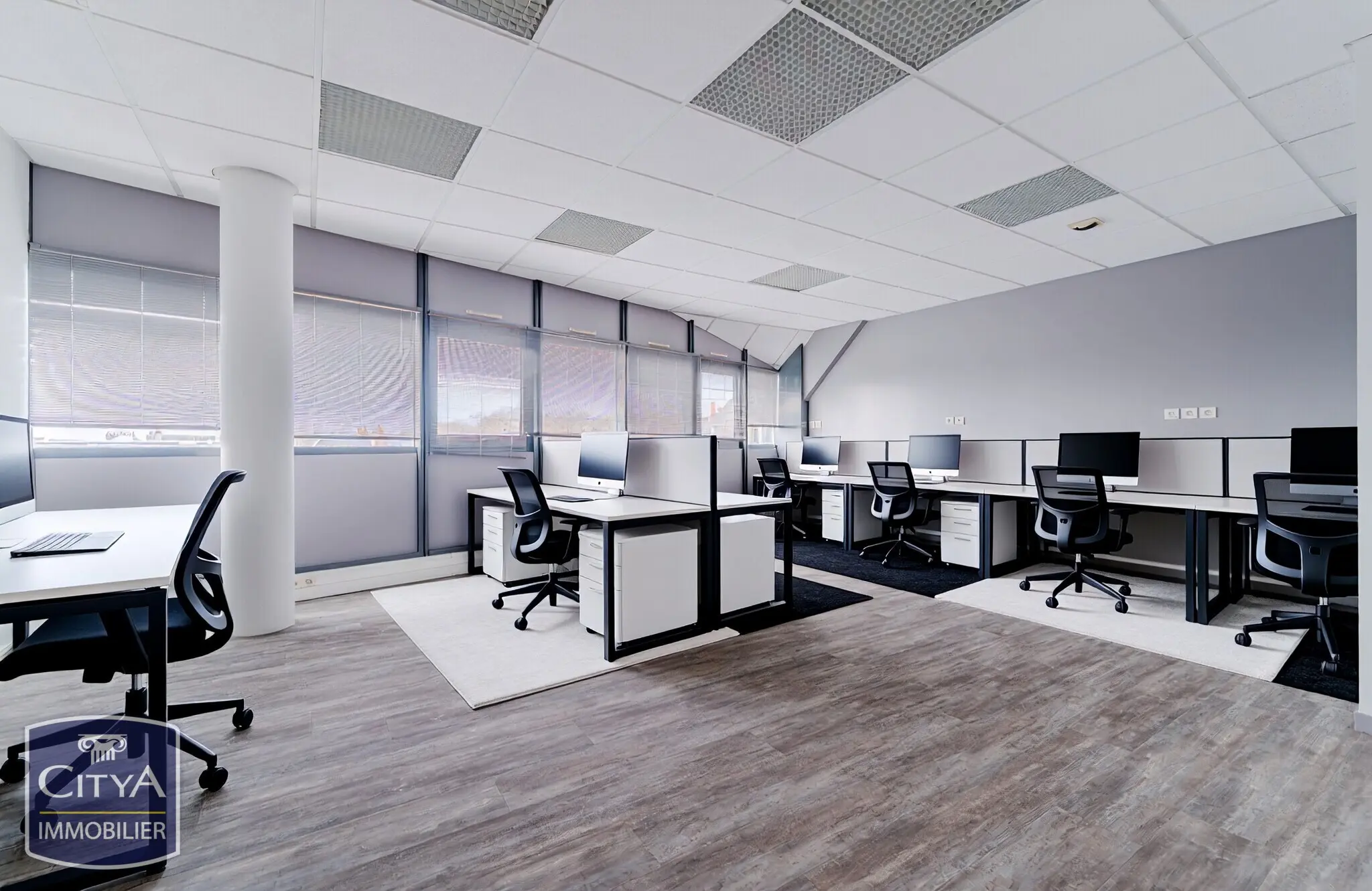 Photo 1 Fonds De Commerce 77m²