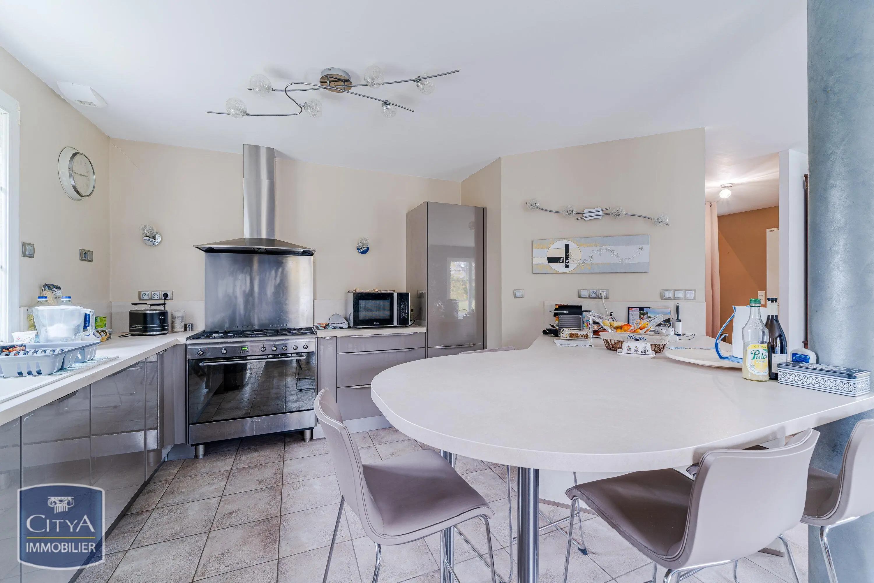 Photo 5 Maison 6 pièces 250m²