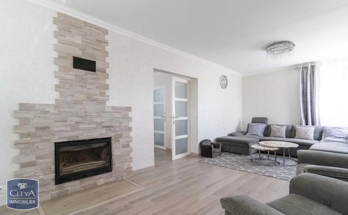 Photo 2 Maison 210m²