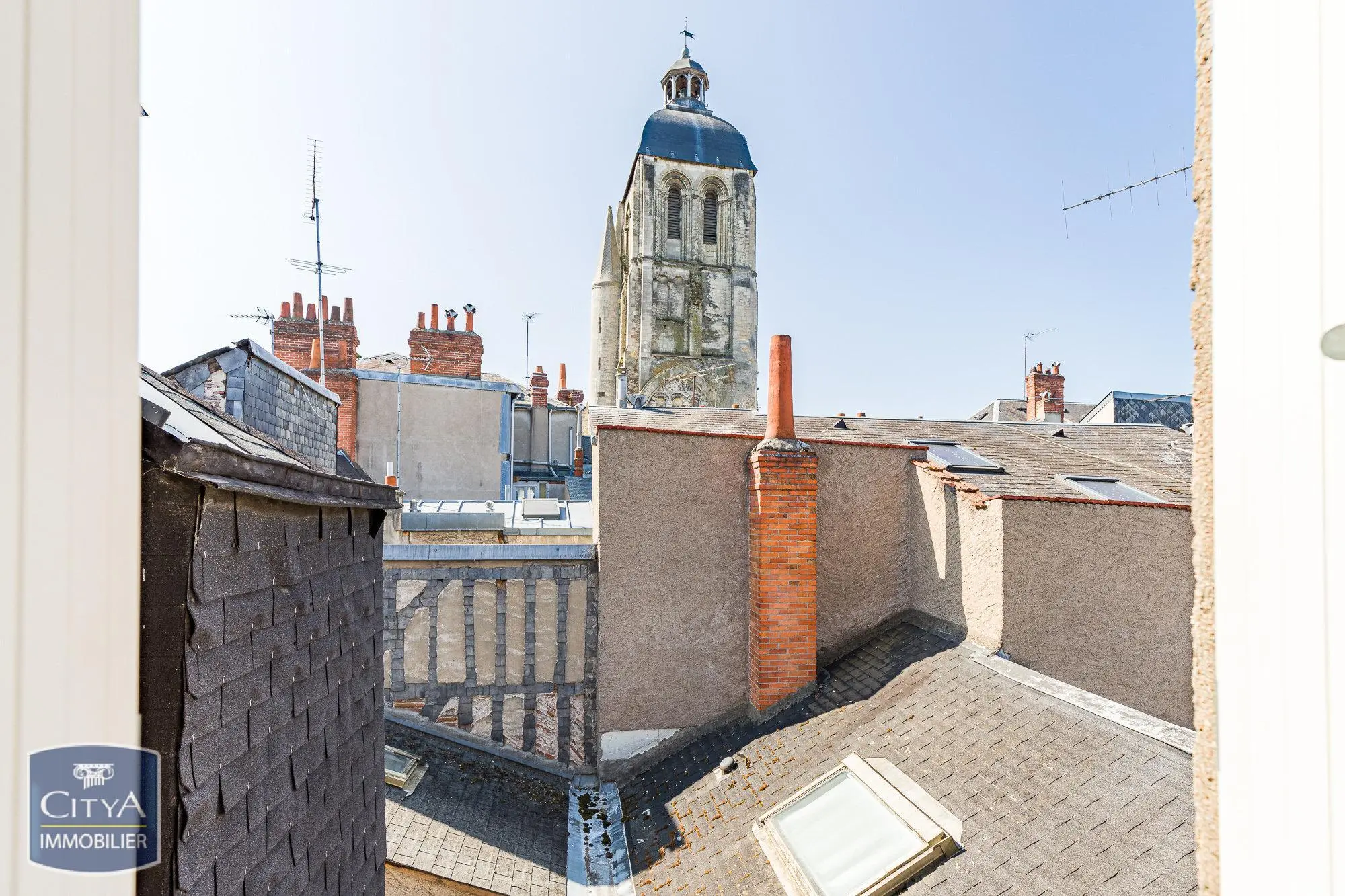 Photo 2 Appartement 1 pièce 23.65m²