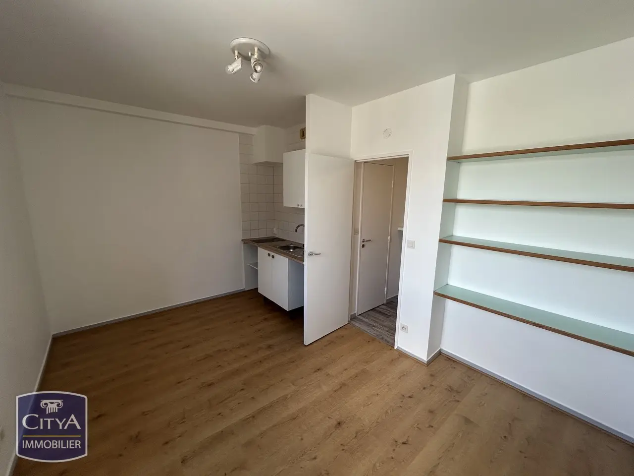 Photo 8 Appartement 1 pièce 18m²