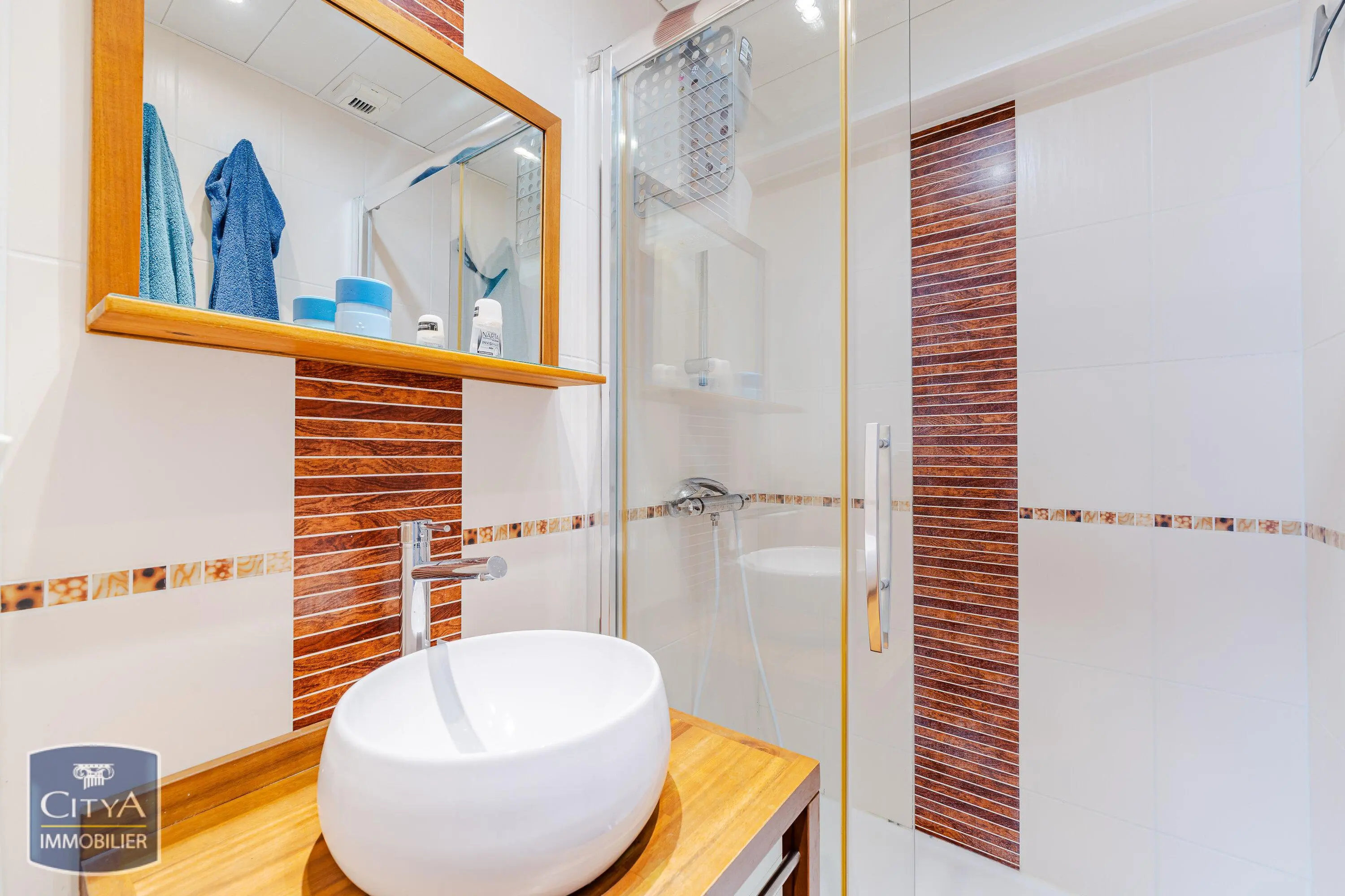 Photo 10 Maison 8 pièces 190m²