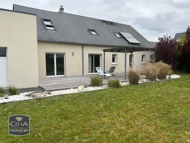 Photo 2 Maison 8 pièces 240m²