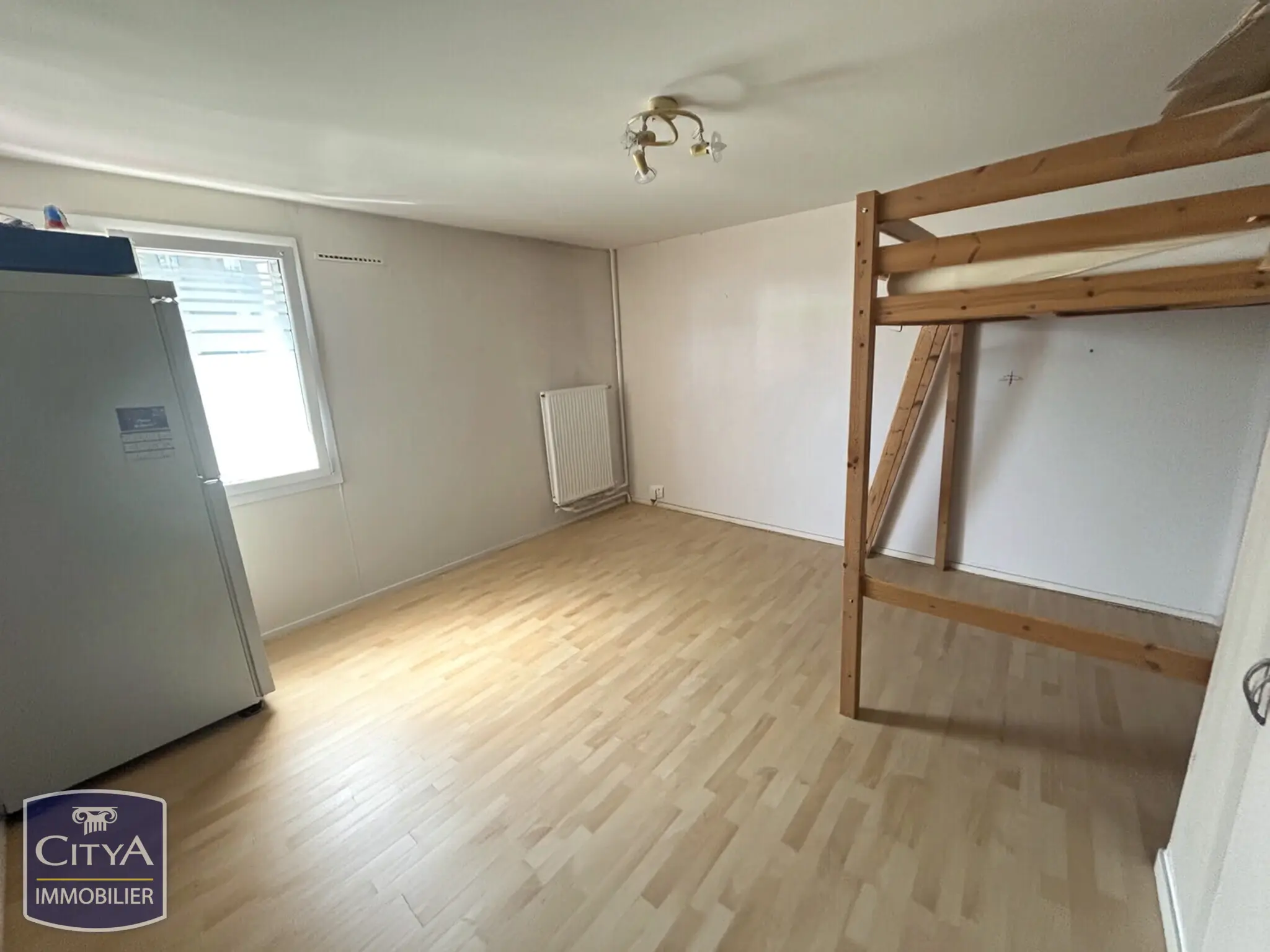 Photo 1 Appartement 1 pièce 30m²